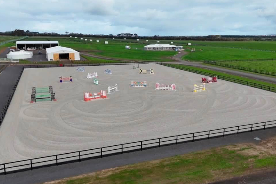 Arena Hire with Show Jumps